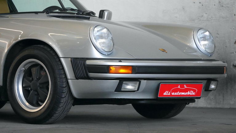 Porsche 911 Carrera 3.2