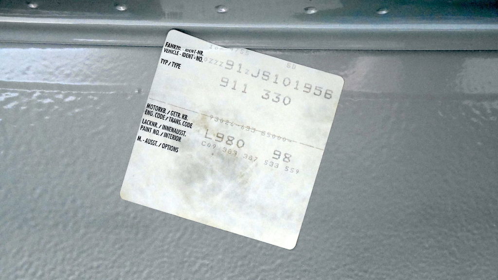 Porsche 911 Carrera 3.2