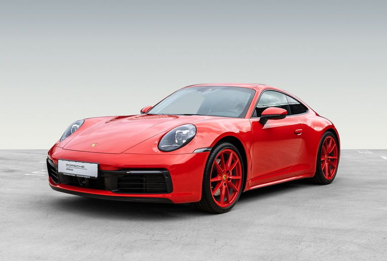 Porsche 992 Carrera 4S