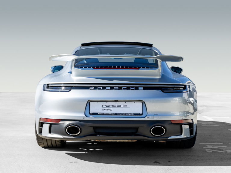 Porsche 992 Carrera 4S