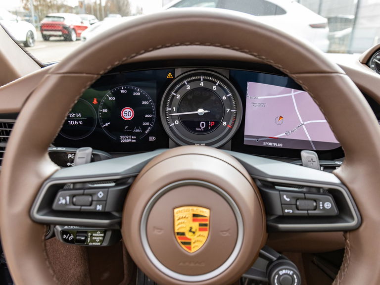 Porsche 992 Carrera 4S