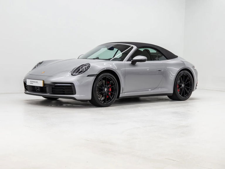 Porsche 992 Carrera 4S