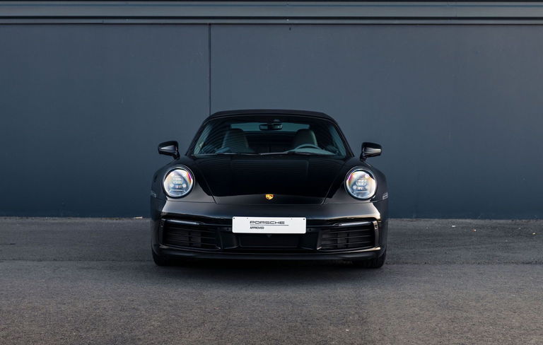 Porsche 992 Carrera