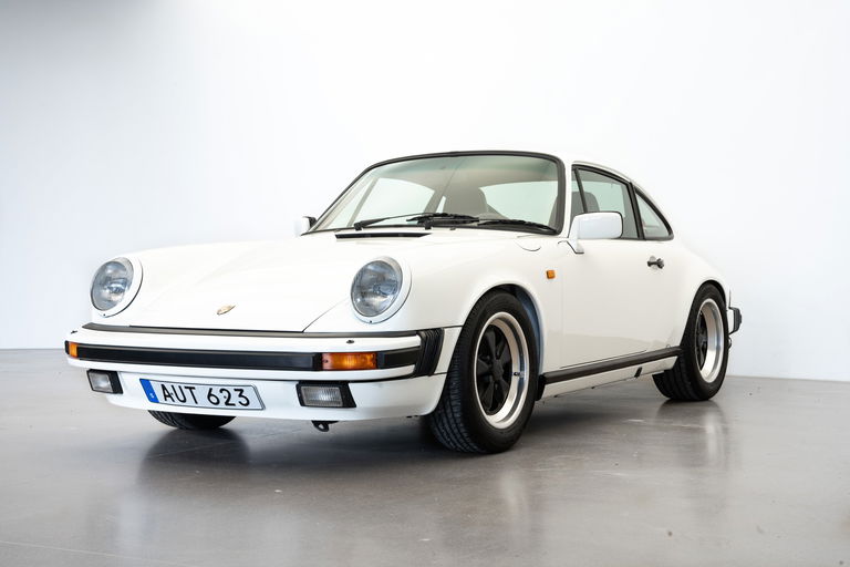 Porsche 911 Carrera 3.2