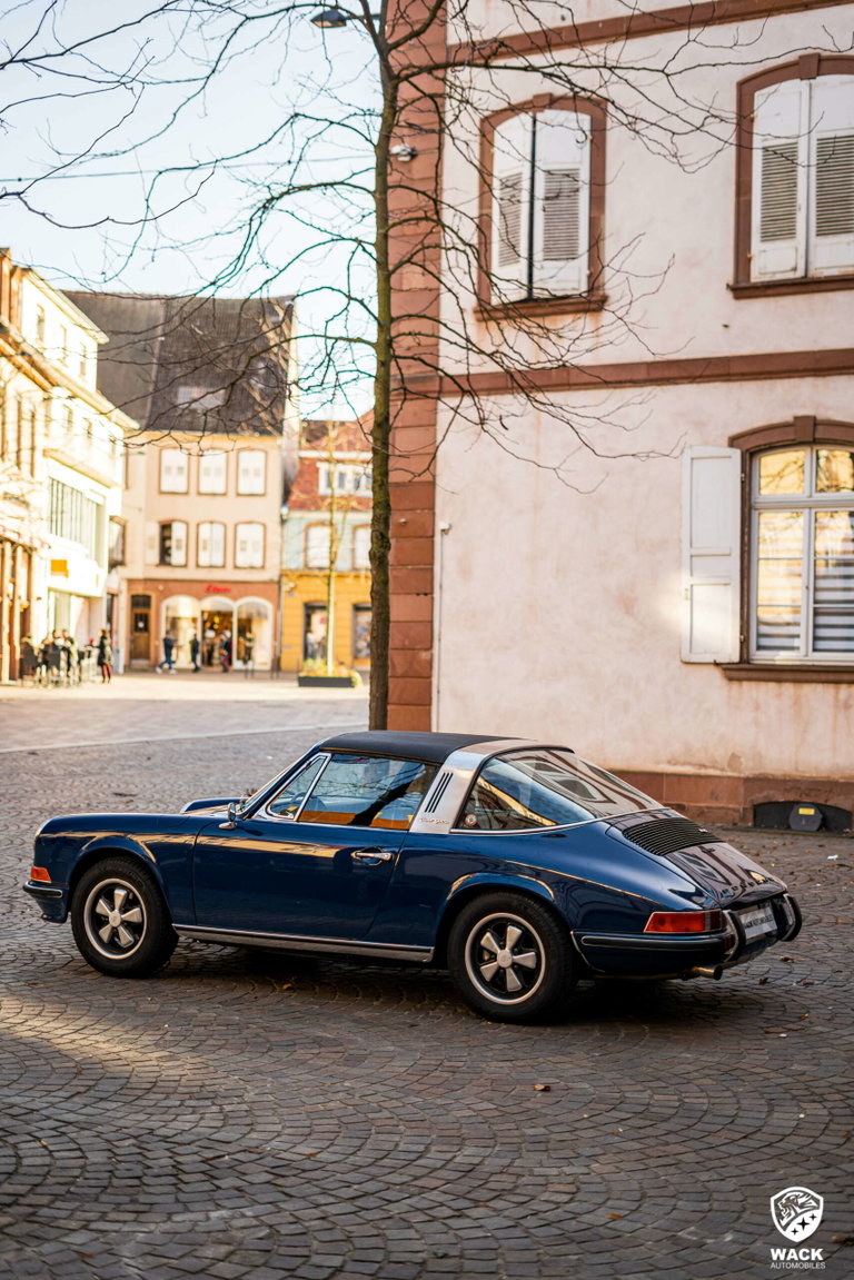 Porsche 911 E