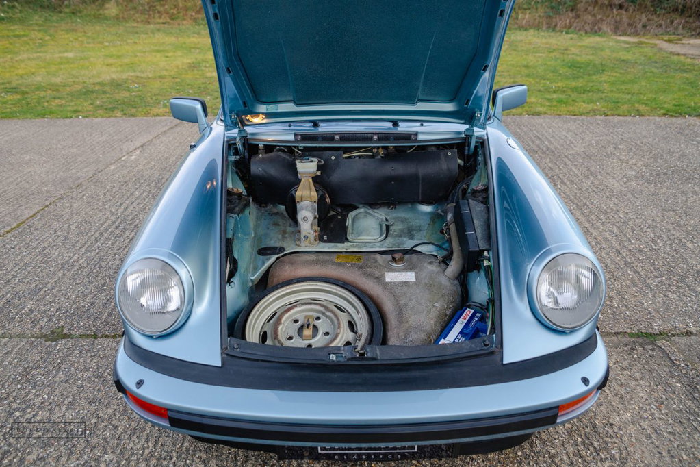 Porsche 911 SC
