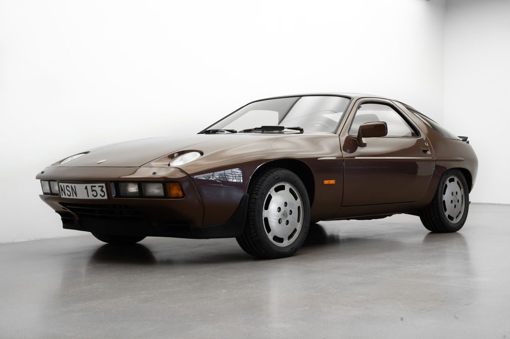 Porsche 928 S