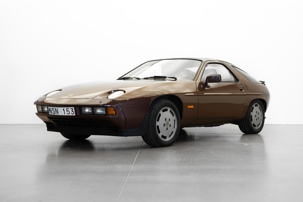 Porsche 928 S