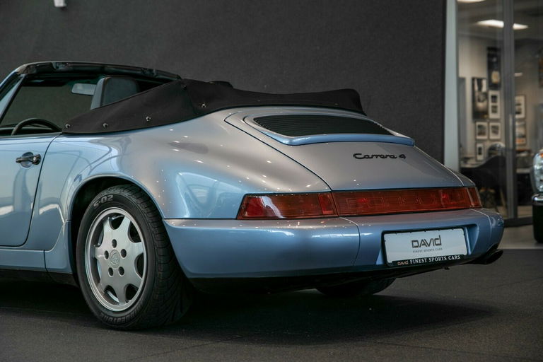 Porsche 964 Carrera 4