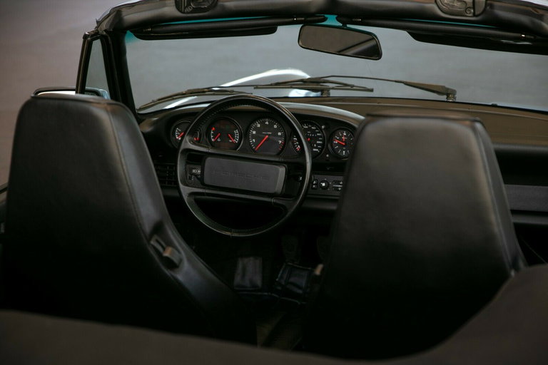 Porsche 964 Carrera 4