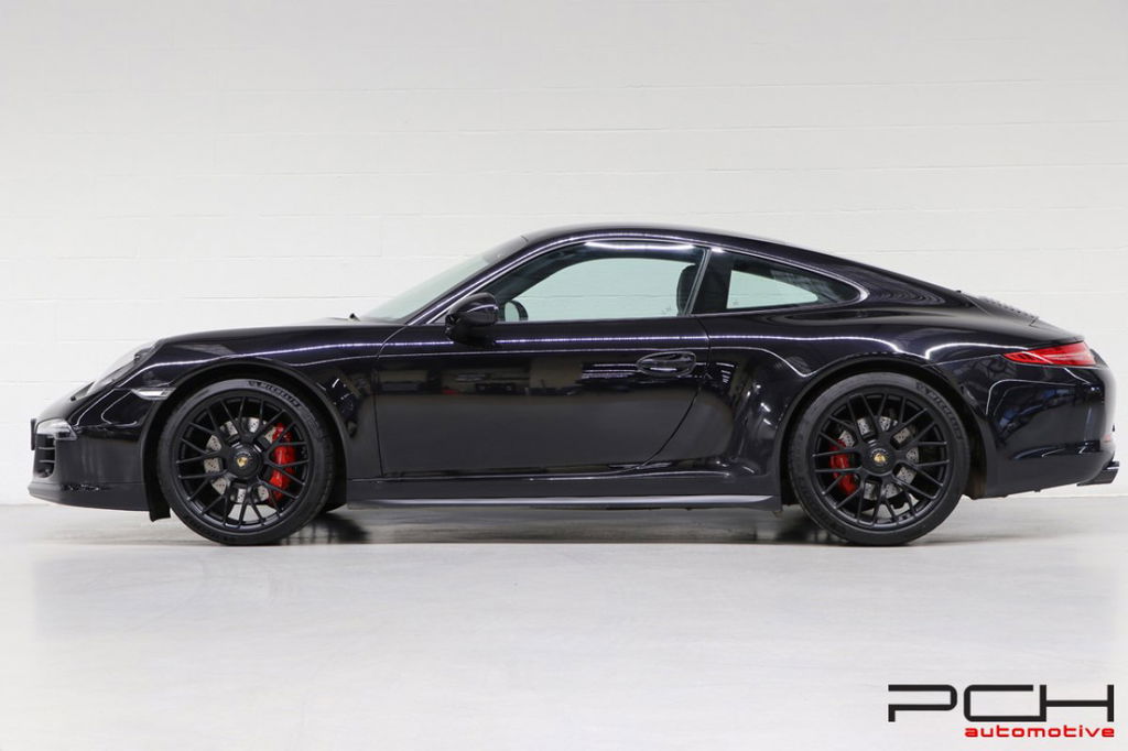 Porsche 991 Carrera 4 GTS