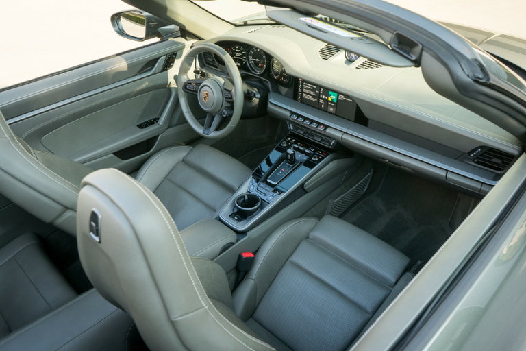 Porsche 992 Carrera S