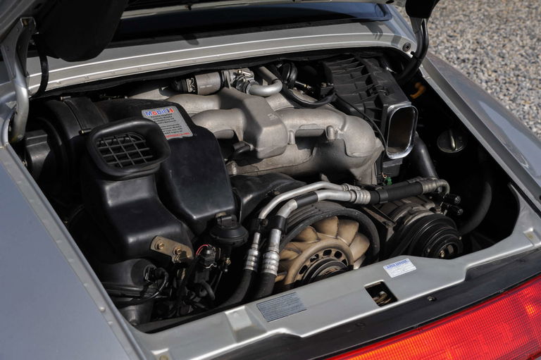 Porsche 993 Carrera 4S