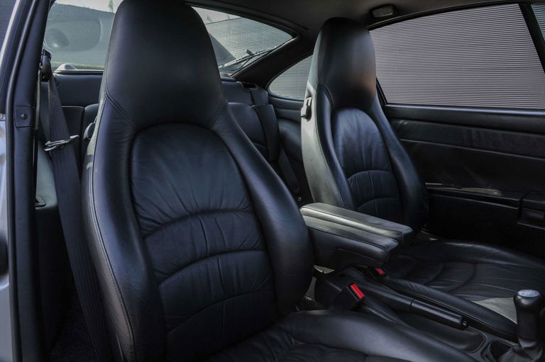 Porsche 993 Carrera 4S