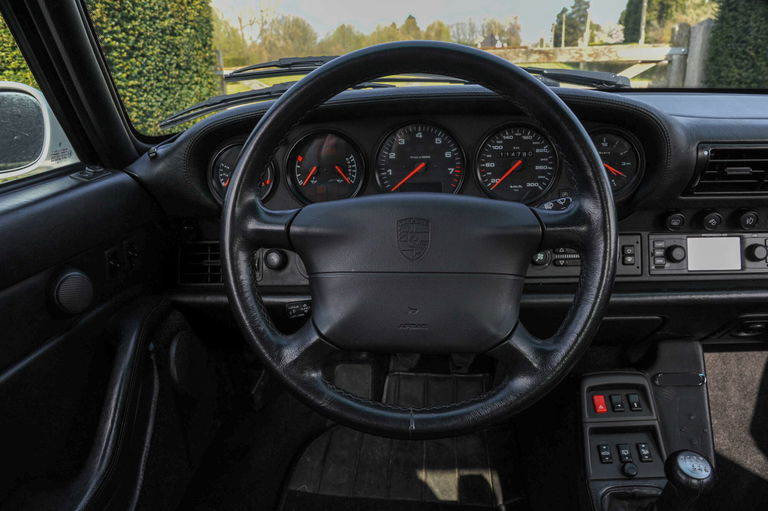 Porsche 993 Carrera 4S