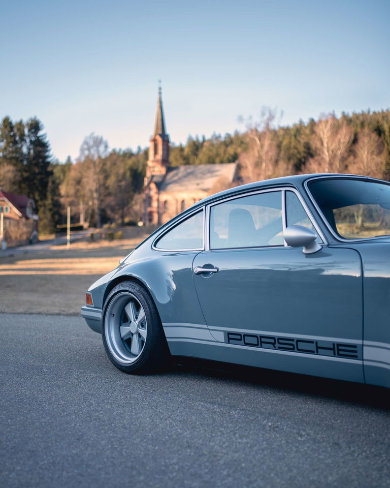 Porsche 911 Backdate
