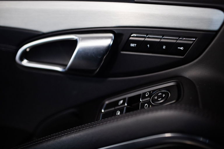 Porsche 718 Boxster S