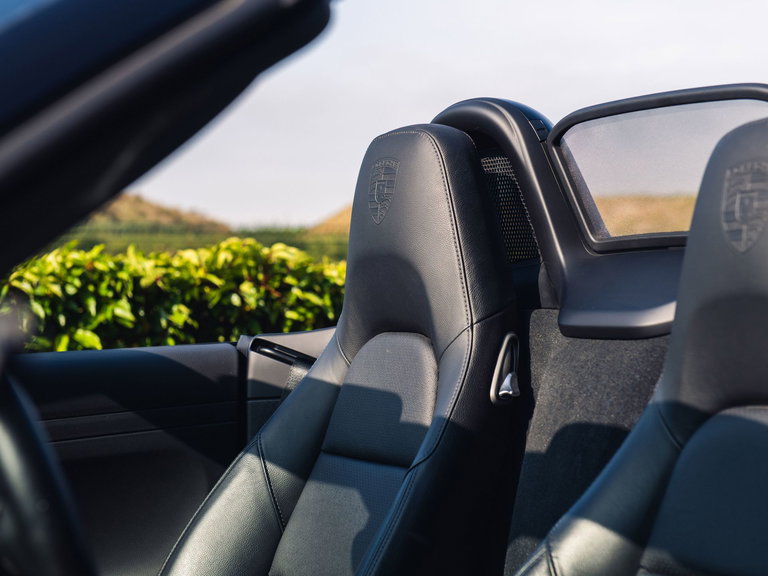 Porsche 981 Boxster Black Edition