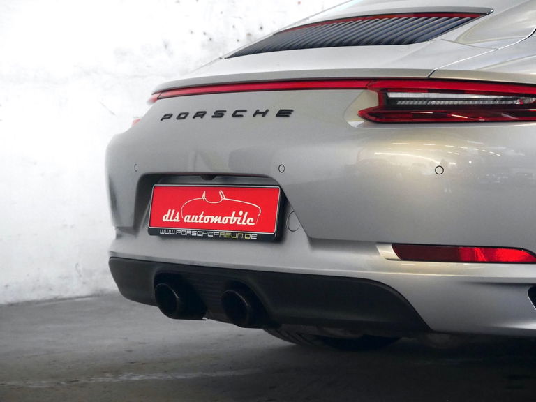 Porsche 991.2 Carrera 4 GTS