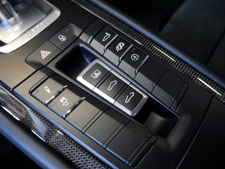 Porsche 991.2 Carrera 4 GTS