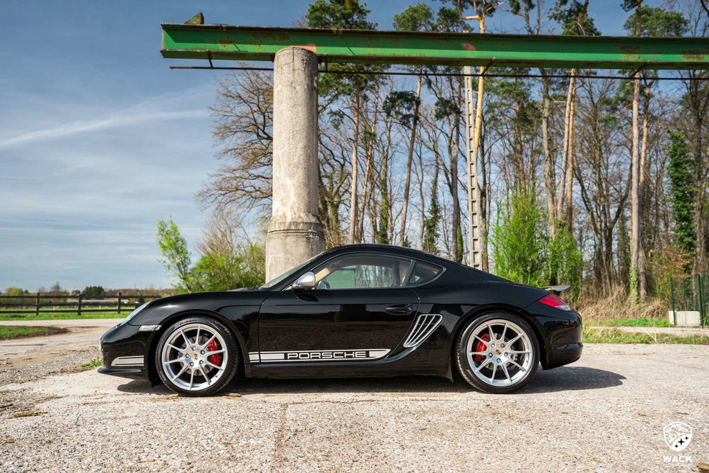 Porsche 987 Cayman R