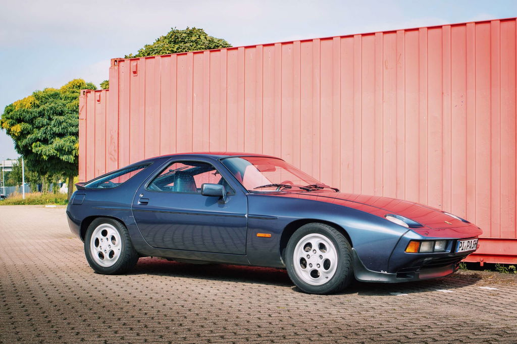 Porsche 928 S