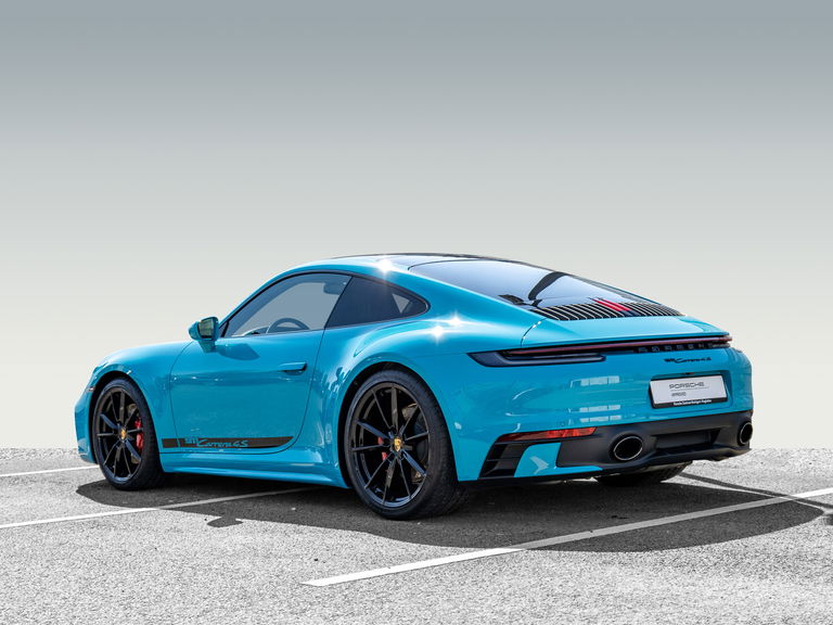 Porsche 992 Carrera 4S