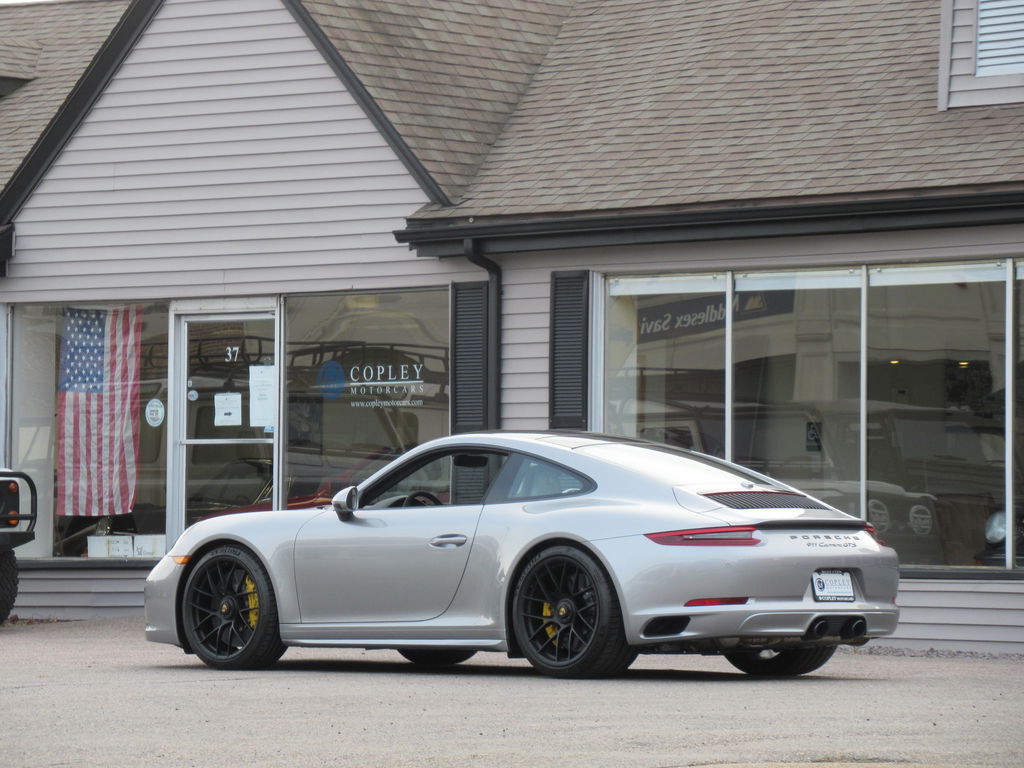Porsche 991.2 Carrera GTS