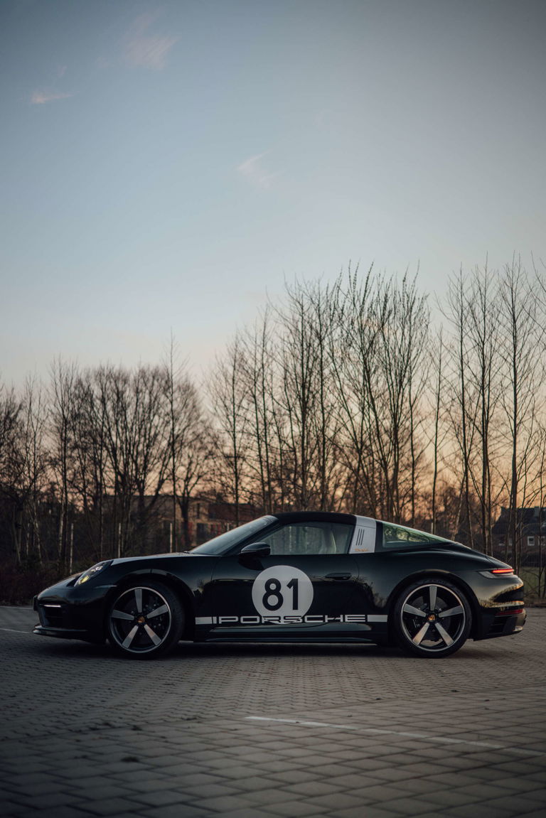 Porsche 992 Heritage Design Edition