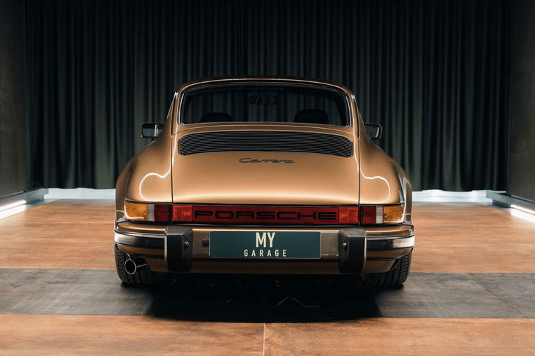 Porsche 911 Carrera 3.2