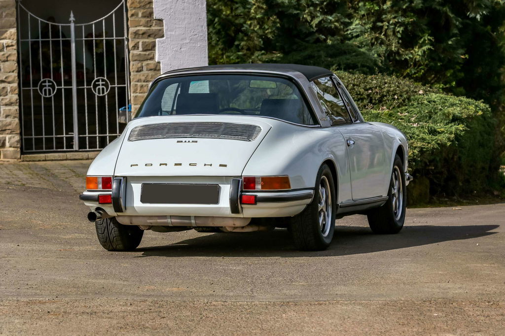 Porsche 911 S (F-Modell)