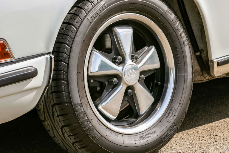 Porsche 911 S (F-Modell)