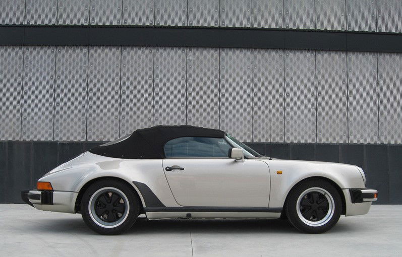 Porsche 911 Carrera 3.2 Speedster