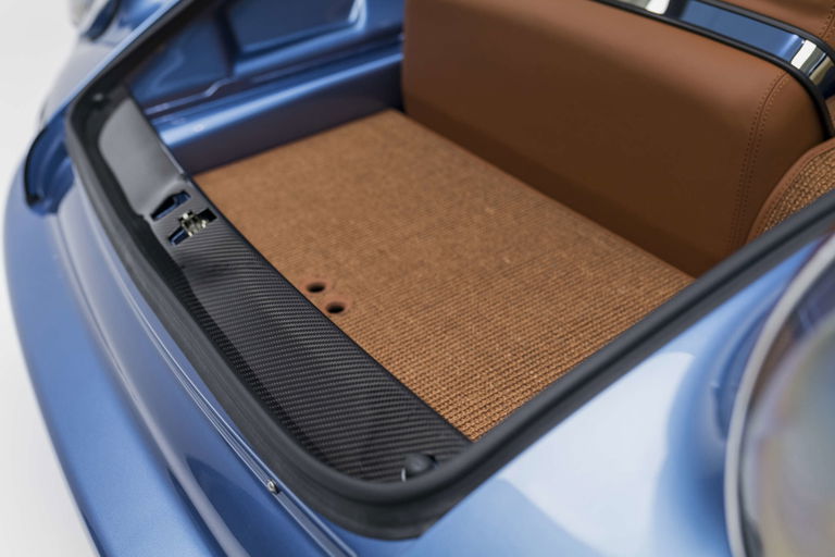 Porsche 911 Backdate