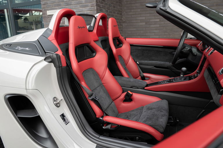 Porsche 718 Spyder