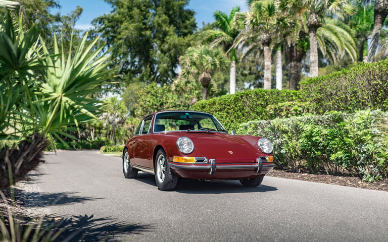 Porsche 911 E