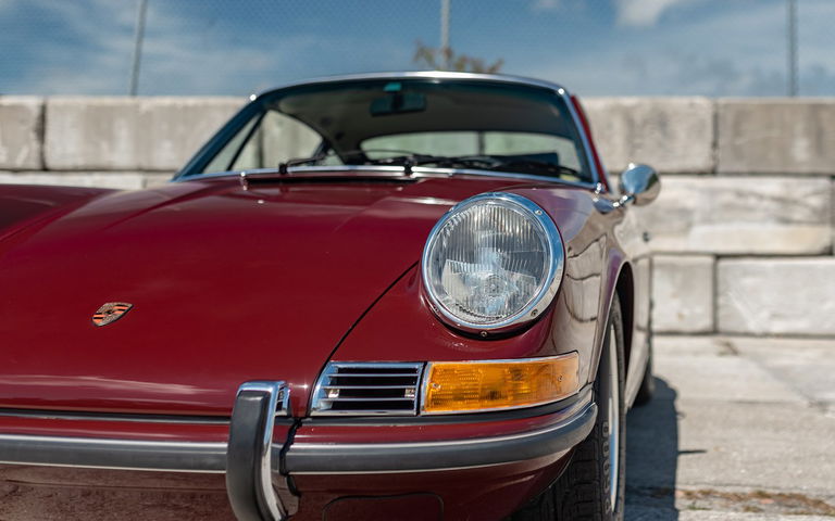 Porsche 911 E