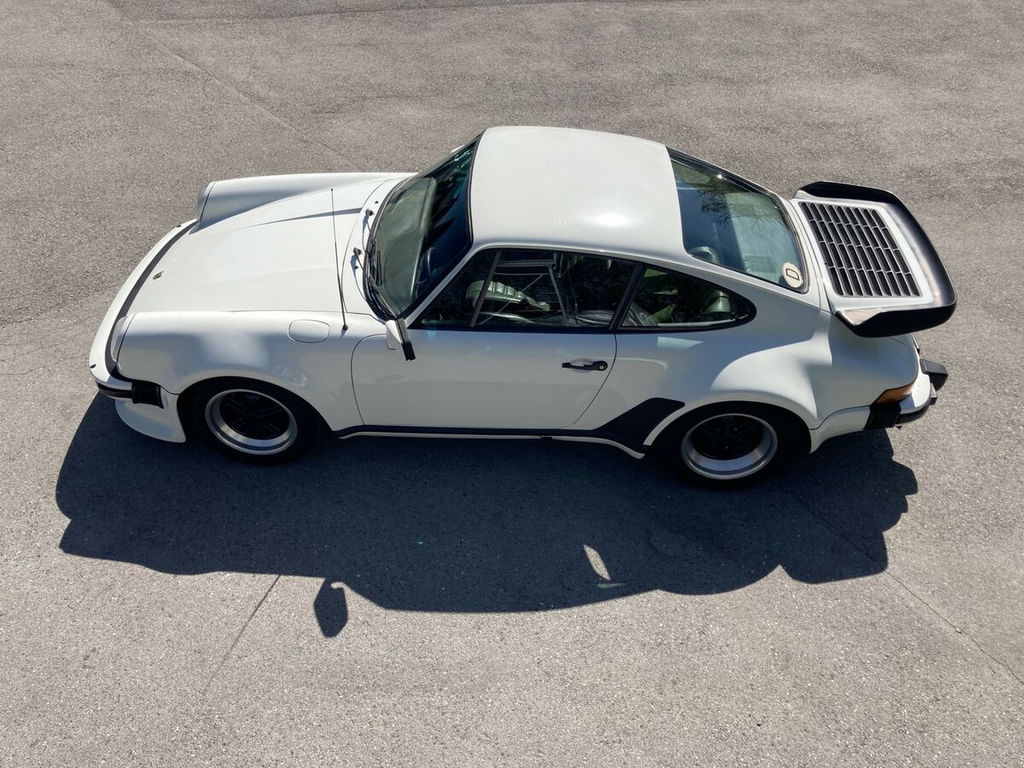 Porsche 911 Carrera 3,0