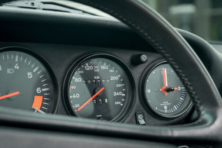 Porsche 911 Carrera 3.2