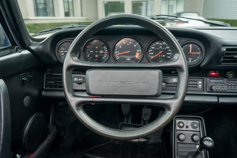 Porsche 911 Carrera 3.2