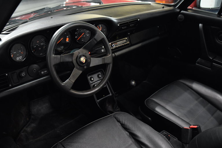 Porsche 911 Carrera 3.2 (US)