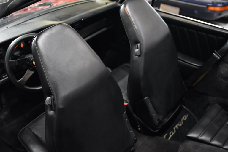 Porsche 911 Carrera 3.2 (US)