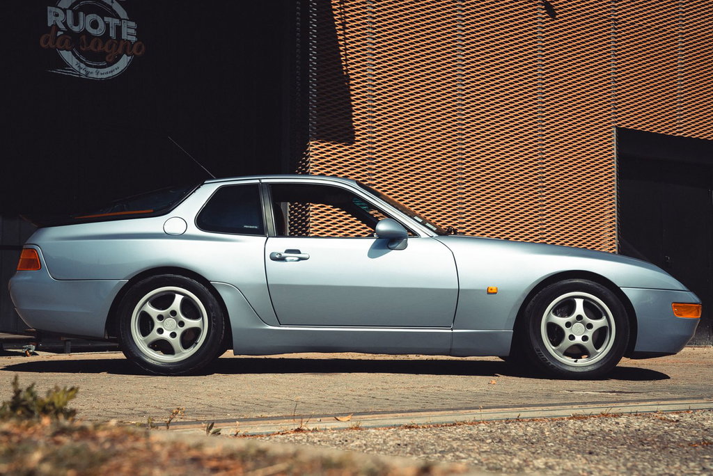 Porsche 968