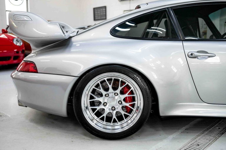 Porsche 993 Carrera 4S