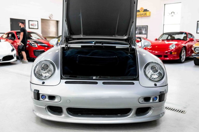 Porsche 993 Carrera 4S