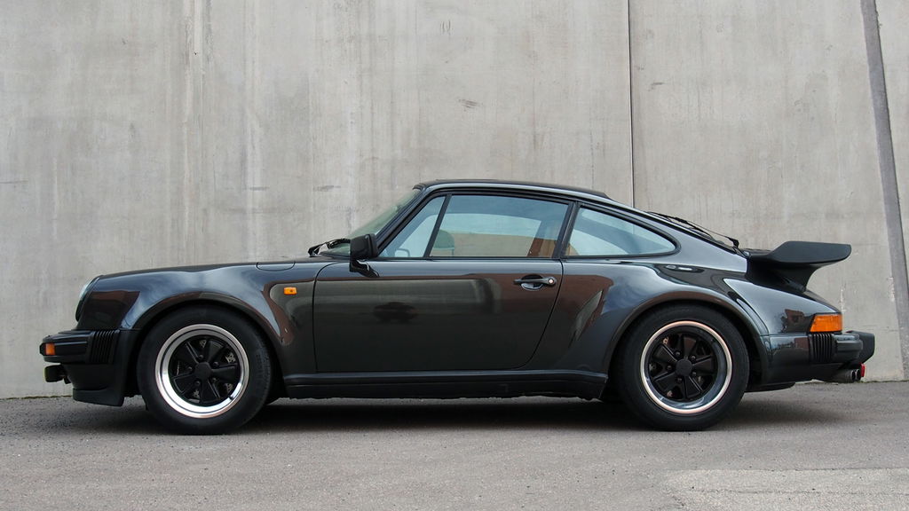 Porsche 911 Turbo 3.3