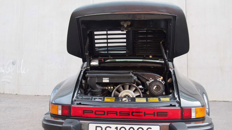 Porsche 911 Turbo 3.3