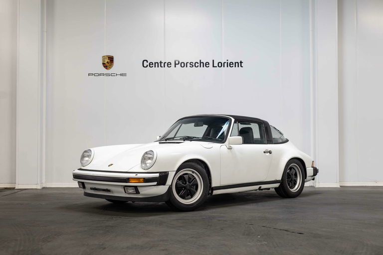 Porsche 911 Carrera 3.2