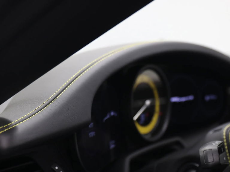 Porsche 992 Targa 4S