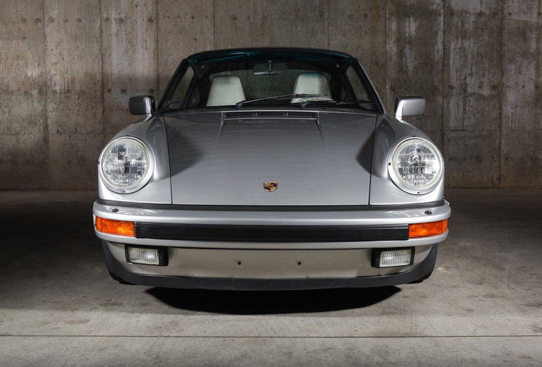 Porsche 911 Carrera 3.2 (US)